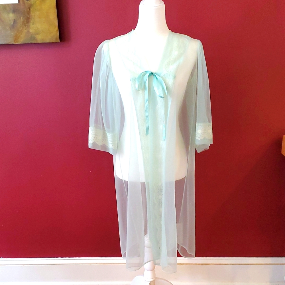 Dreamy Vintage Minty Blue Robe with Lace Details Medium